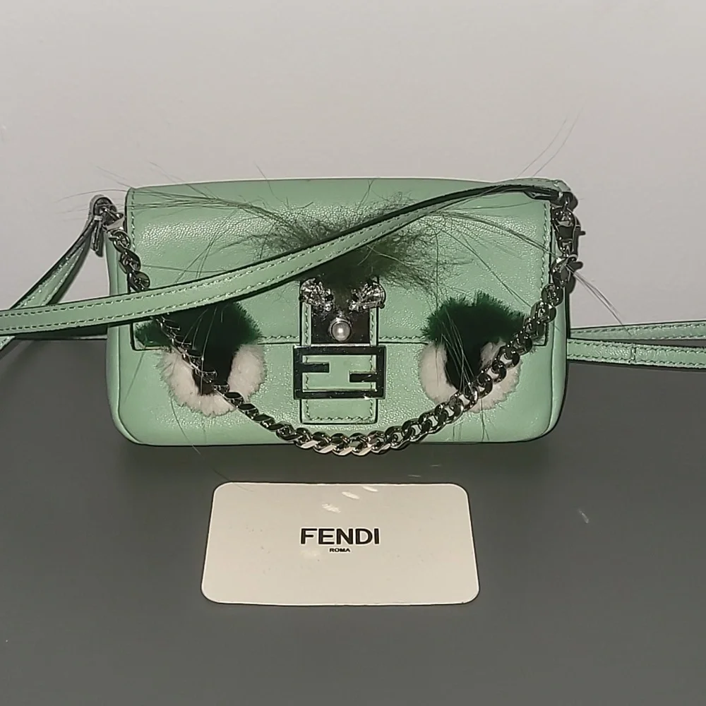 *SOLD FENDI Light green Leather and Fox Fur Micro Buggie Baguette Bag - Picture 2 of 9